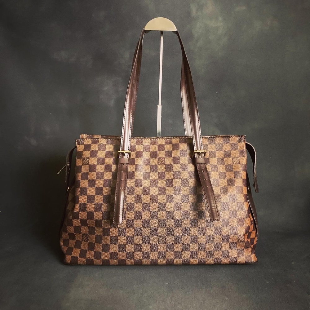 Louis Vuitton Damier Chelsea